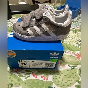 Adidas gazelle, Gently used